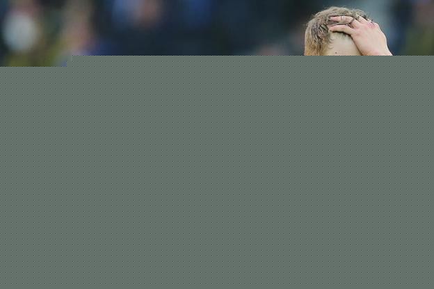 女生脱了裤子让男生桶