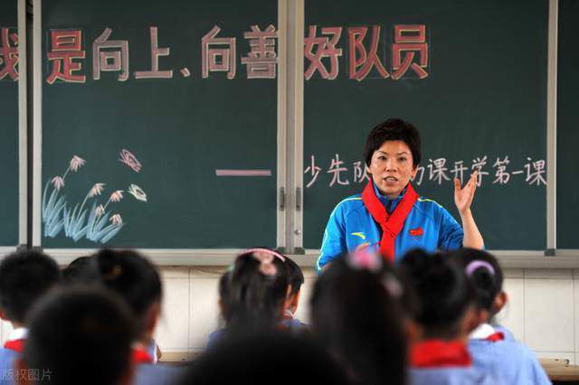 2025-06-16 银幕烽烟起，传媒执笔定乾坤！